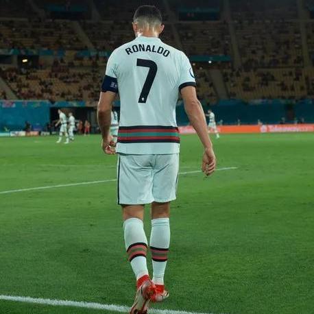 FIFA最新排名揭晓，科技魅力引领生活变革