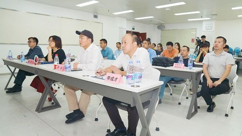 2025澳门天天六开彩免费香港,实时分析处理_动态版YYA7.4